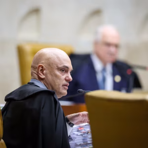 Moraes vota pela condenação de cinco réus da cúpula da PMDF por omissão nos atos golpistas de 8 de janeiro